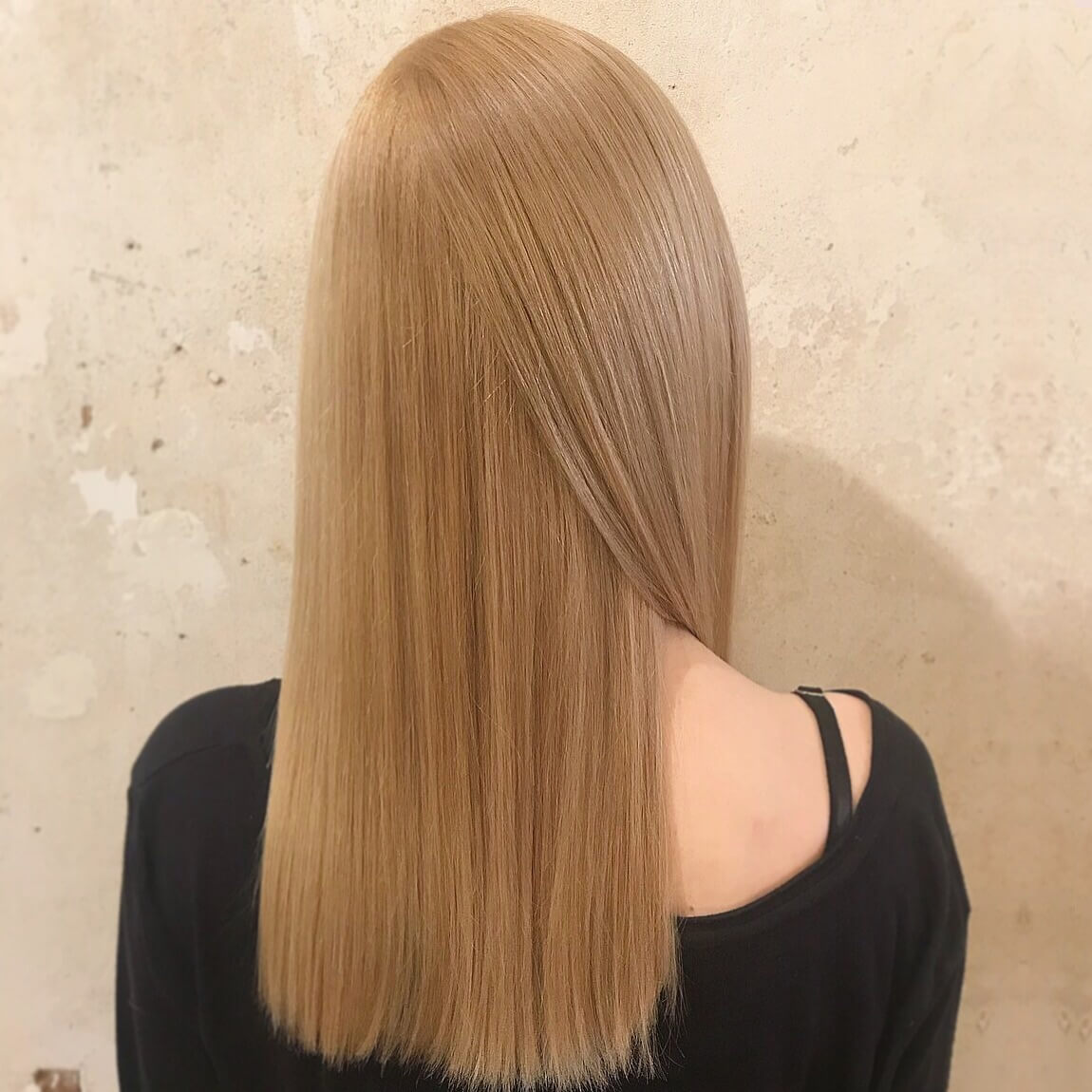 smooth long blonde hair with Keratin treatment at ESHK hairdressers in Clerkenwell, London