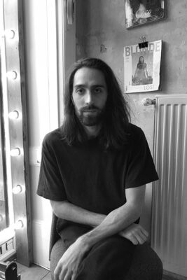 Meet Yan, stylist at ESHK Friseur Neukölln, Berlin.
