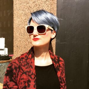 grey blue short womens hairstyle red leopard jacket