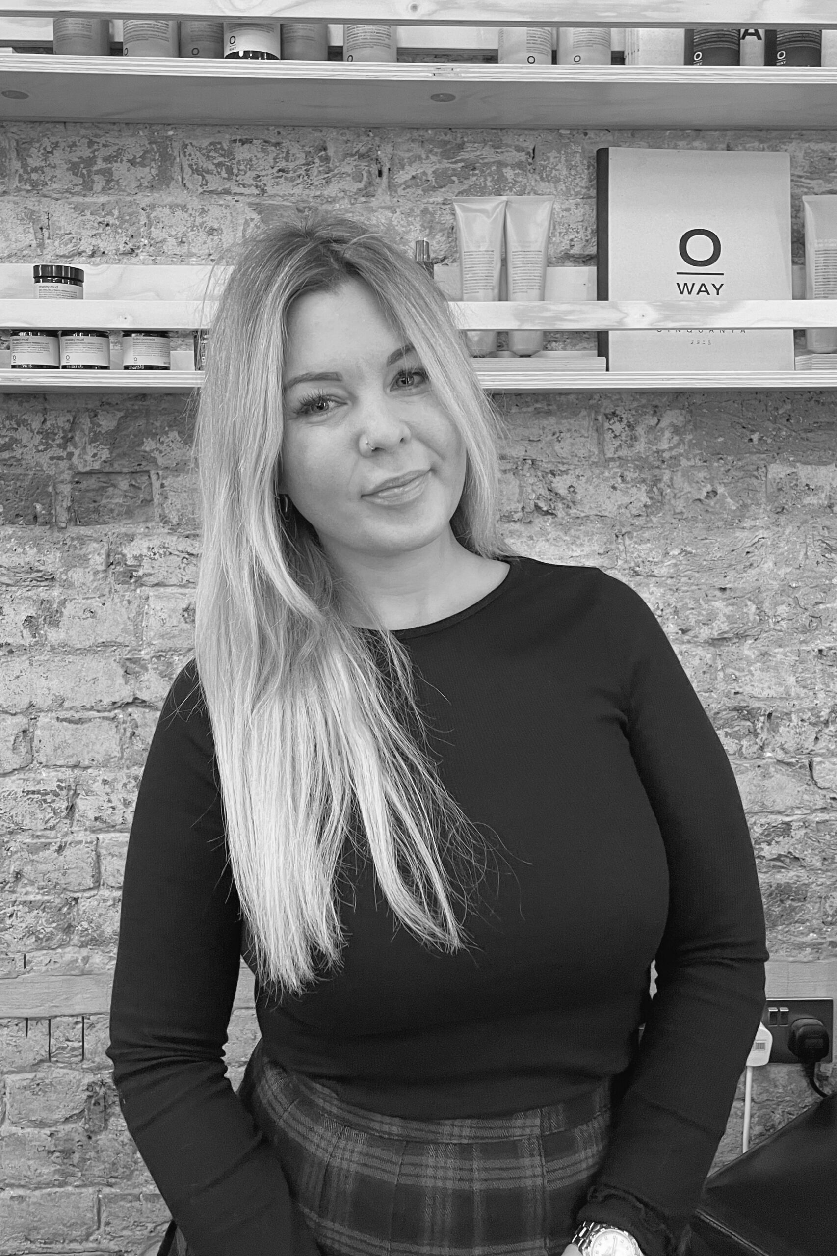 chloe hairstylist shoreditch colour specialist london