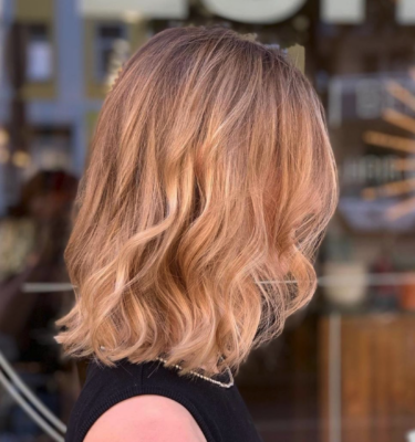 natural balayage haircolour in Mitte Berlin ESHK