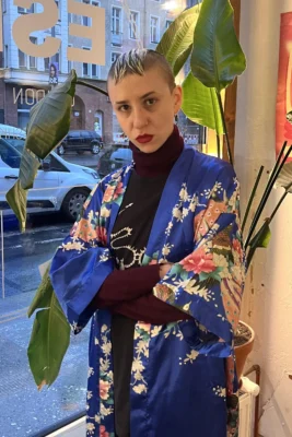 Louisa hairstylist and colourist in Kreuzberg Berlin at ESHK
