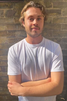 tommy hair salon asssitant manager Bermondsey at ESHK