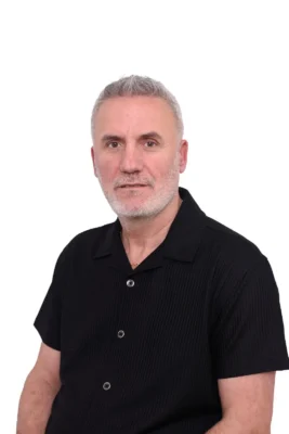 tony hairstylist bermondsey eshk hairdressers london